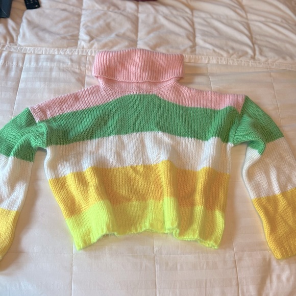Xs oversize crop turtleneck sweater originally from Fashion nova worn 1x - Picture 1 of 1